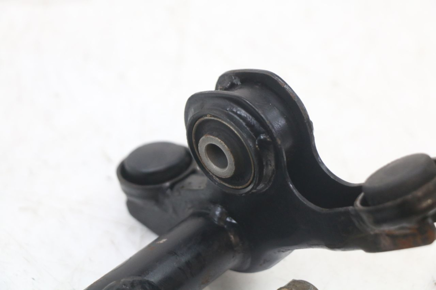 photo de ENGINE MOUNT KYMCO SUPER 8 125 (2008 - 2015)