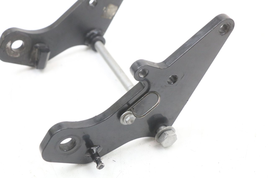 photo de ENGINE MOUNT MOTO GUZZI NORGE 8V GT 1200 (2011 - 2016)