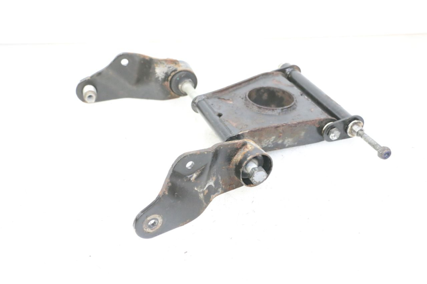 photo de ENGINE MOUNT PIAGGIO MP3 LT 400 (2007 - 2012) - Zoom on usage condition