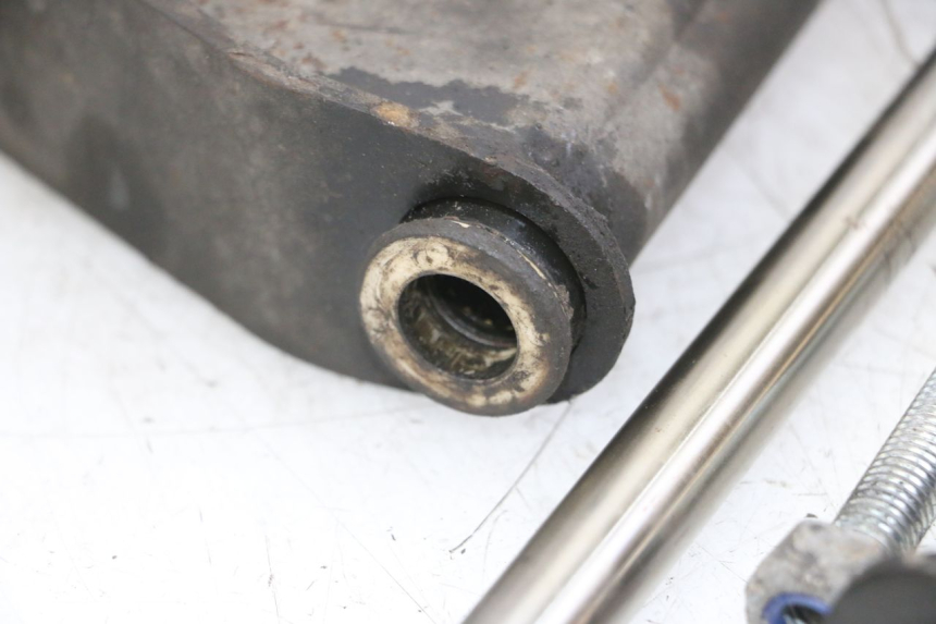 photo de ENGINE MOUNT PIAGGIO MP3 LT 400 (2007 - 2012)