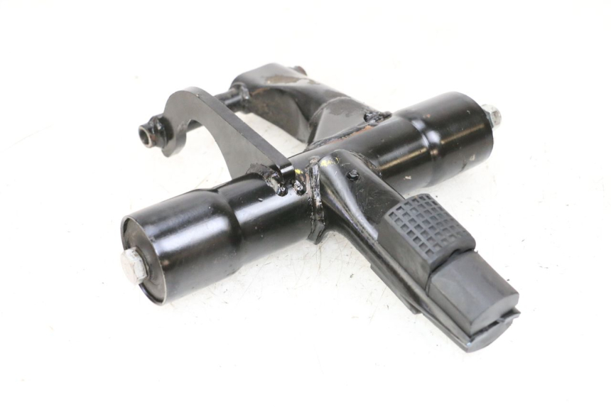 photo de ENGINE MOUNT PIAGGIO NEW TYPHOON 50 (2018 - 2021) - Alternative perspective