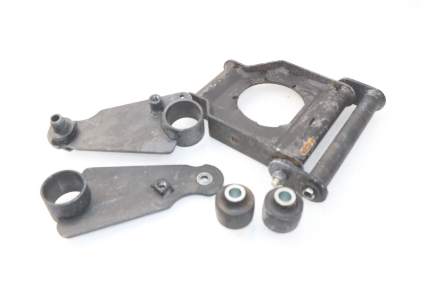photo de ENGINE MOUNT PEUGEOT METROPOLIS 400 (2017 - 2020)