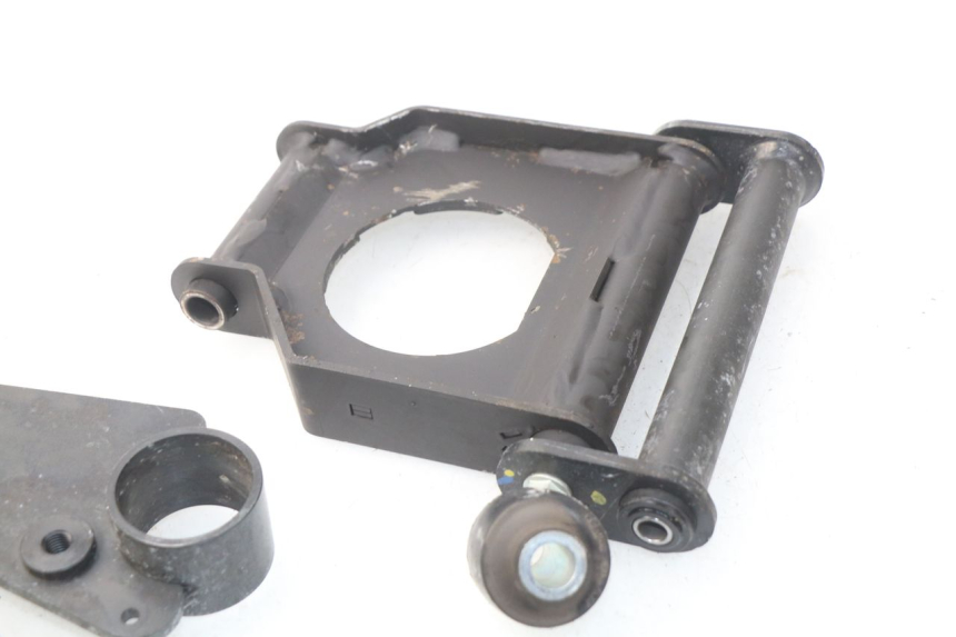 photo de ENGINE MOUNT PEUGEOT METROPOLIS 400 (2017 - 2020)