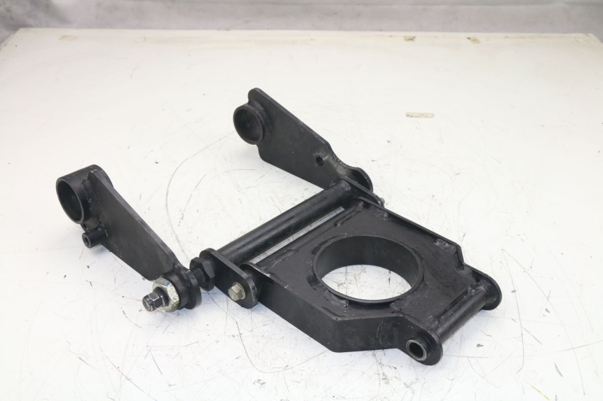 photo de ENGINE MOUNT PEUGEOT METROPOLIS 400 (2011 - 2016)