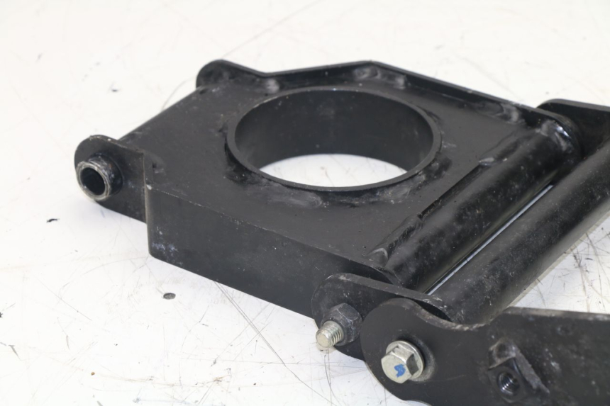 photo de ENGINE MOUNT PEUGEOT METROPOLIS 400 (2011 - 2016)