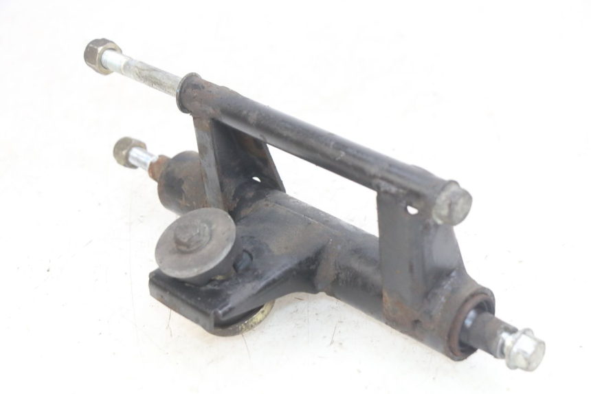 photo de ENGINE MOUNT PEUGEOT SV 125 (1991 - 1994)
