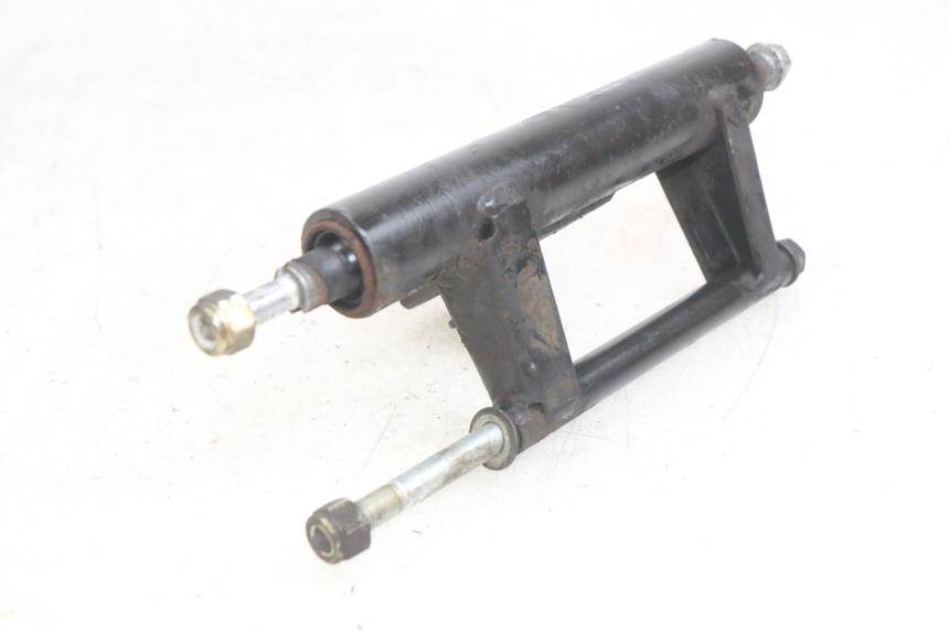 photo de ENGINE MOUNT PEUGEOT SV 125 (1991 - 1994)