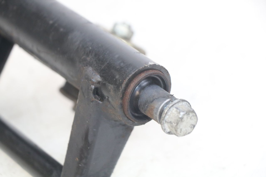 photo de ENGINE MOUNT PEUGEOT SV 125 (1991 - 1994)
