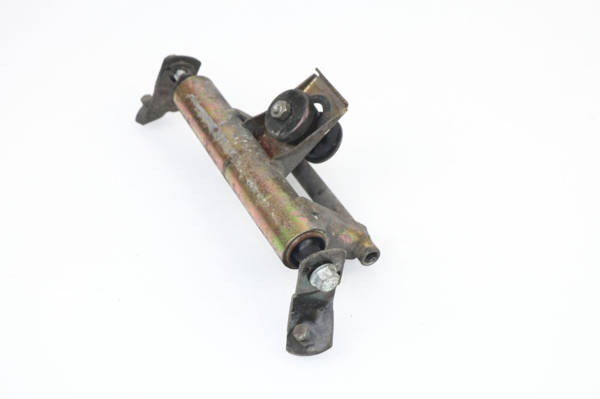 photo de ENGINE MOUNT PEUGEOT SV 125 (1991 - 1994)