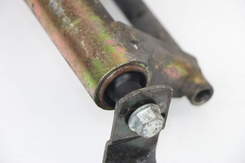 photo de ENGINE MOUNT PEUGEOT SV 125 (1991 - 1994)