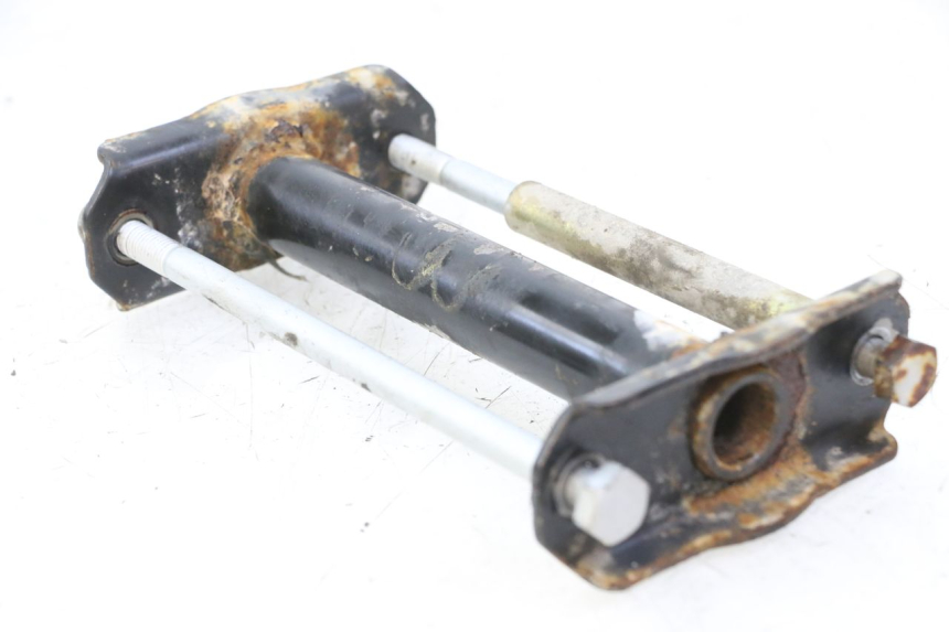 photo de ENGINE MOUNT PEUGEOT TREKKER TKR 50 (2005 - 2014)