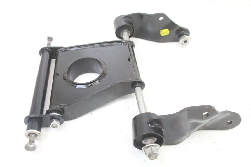 photo de ENGINE MOUNT PIAGGIO MP3 500 (2014 - 2016)