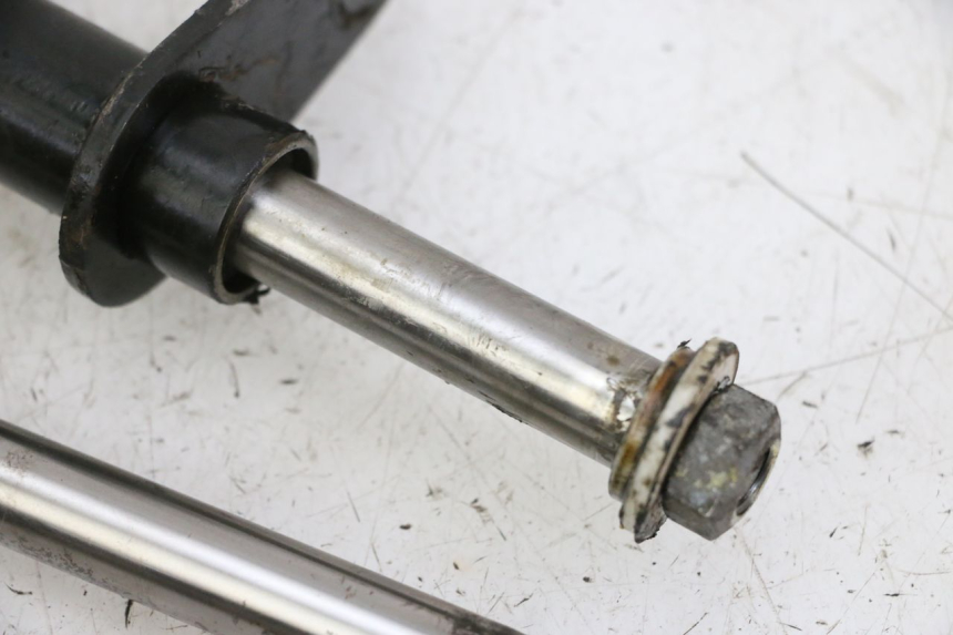 photo de ENGINE MOUNT PIAGGIO MP3 125 (2006 - 2014)