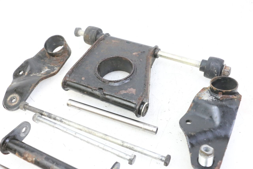photo de ENGINE MOUNT PIAGGIO MP3 LT 400 (2007 - 2012)