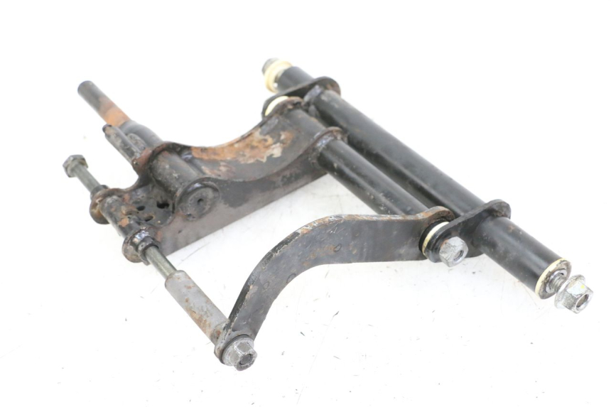 photo de ENGINE MOUNT PIAGGIO VESPA GRANTURISMO 200 (2004 - 2005)