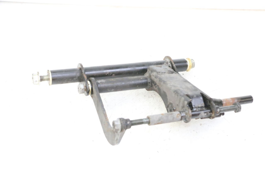 photo de ENGINE MOUNT PIAGGIO VESPA GRANTURISMO 200 (2004 - 2005)