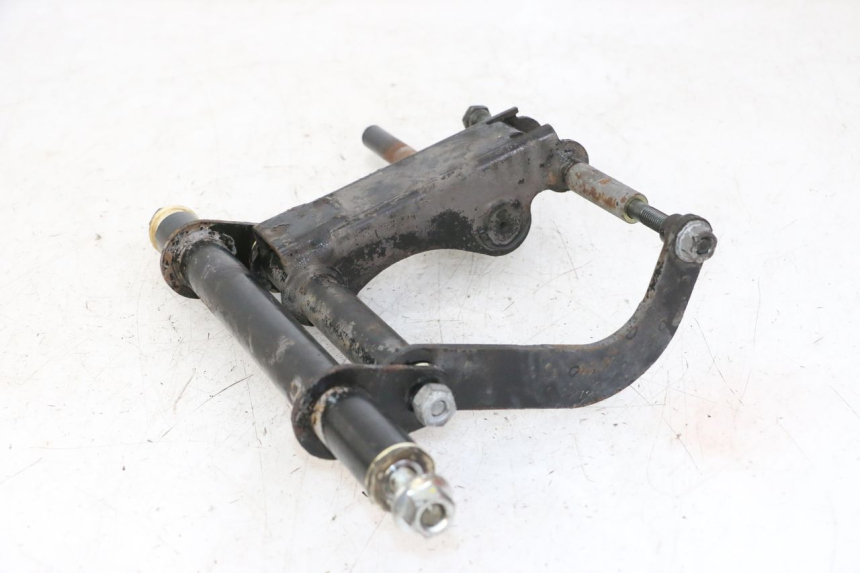 photo de ENGINE MOUNT PIAGGIO VESPA GRANTURISMO 200 (2004 - 2005)