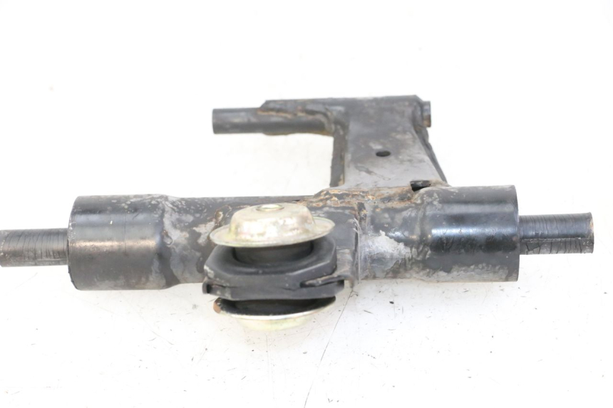 photo de ENGINE MOUNT PIAGGIO VESPA LX 150 (2005 - 2013)