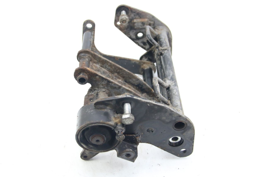 photo de ENGINE MOUNT PIAGGIO X9 EVOLUTION 125 (2003 - 2007)