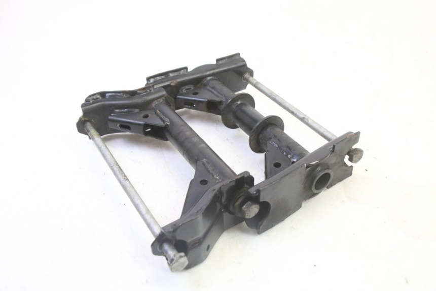 photo de ENGINE MOUNT PEUGEOT SATELIS 125 (2013 - 2018)