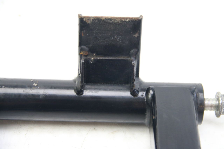 photo de ENGINE MOUNT SUZUKI SIXTEEN 125 (2008 - 2010)