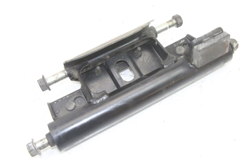 photo de ENGINE MOUNT SUZUKI BURGMAN 125 (2018 - 2021)