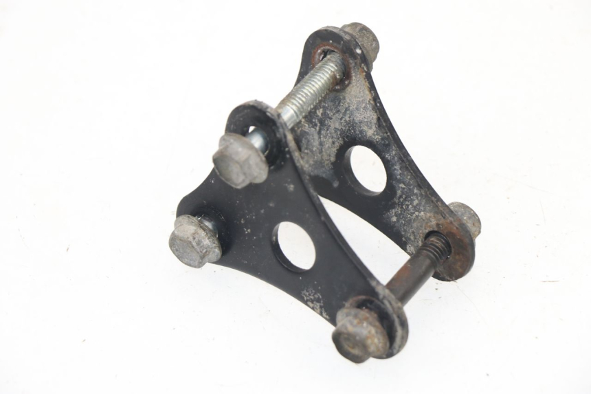 photo de ENGINE MOUNT SUZUKI DR DJEBEL 600 (1985 - 1990)