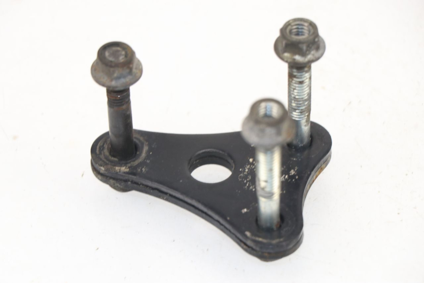 photo de ENGINE MOUNT SUZUKI DR DJEBEL 600 (1985 - 1990)