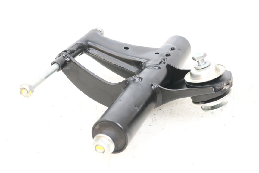 photo de ENGINE MOUNT PIAGGIO VESPA PRIMAVERA 4T 50 (2021 - 2024)