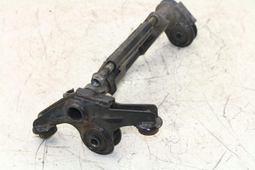 photo de ENGINE MOUNT PEUGEOT VIVACITY 125 (2010 - 2017)