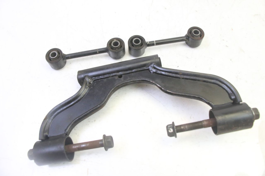 photo de ENGINE MOUNT YAMAHA X-CITY XCITY 125 (2007 - 2008)