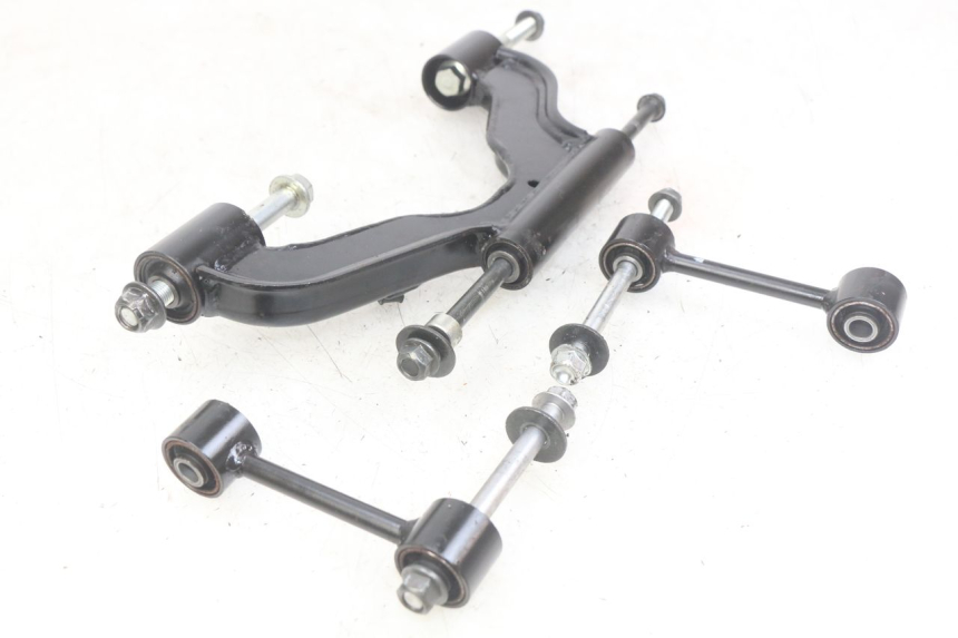 photo de ENGINE MOUNT YAMAHA X-MAX XMAX 125 (2010 - 2014)