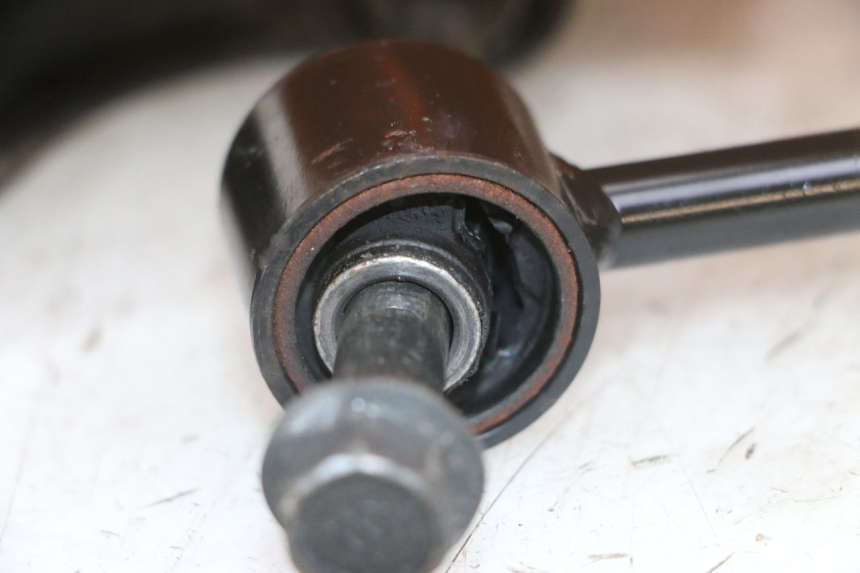 photo de ENGINE MOUNT YAMAHA X-MAX XMAX 125 (2010 - 2014)