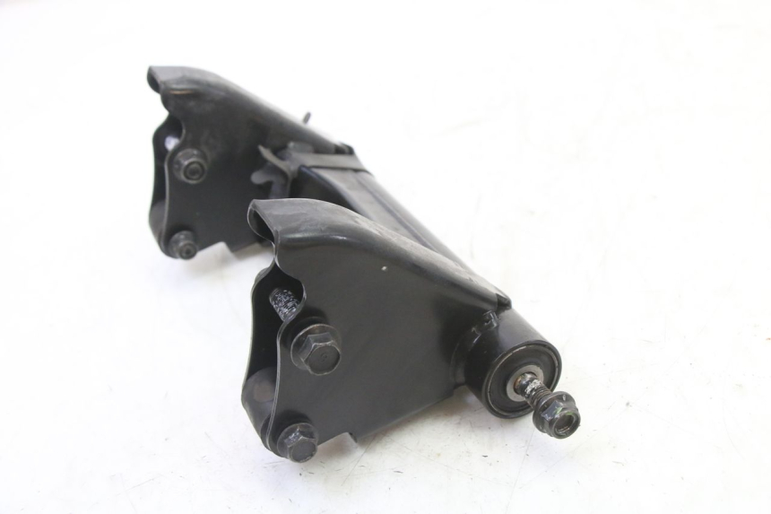 photo de ENGINE MOUNT YAMAHA XMAX X-MAX 125 (2021 - 2025)