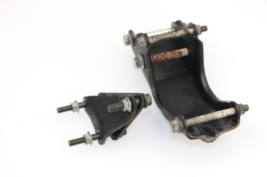 photo de ENGINE MOUNT YAMAHA YBR CUSTOM 125 (2008 - 2010)