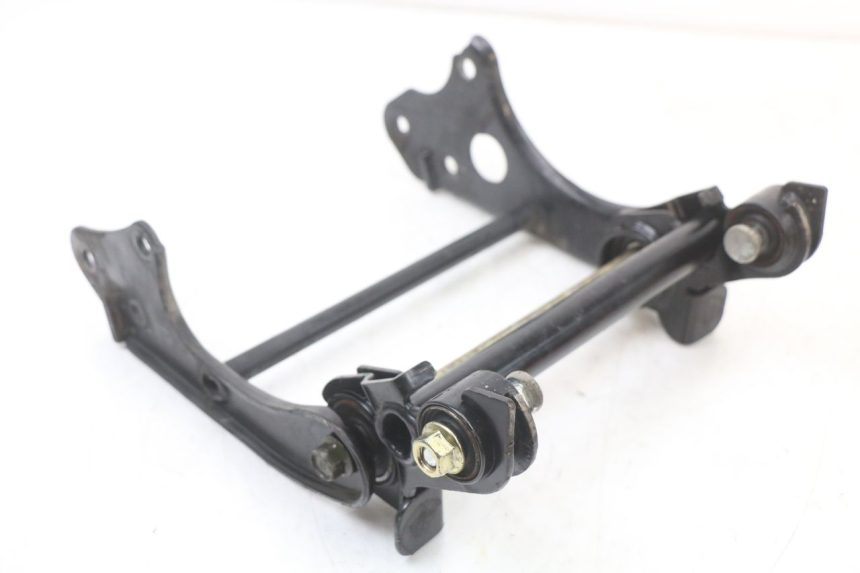 photo de ENGINE MOUNT YAMAHA YP MAJESTY 125 (2002 - 2006)