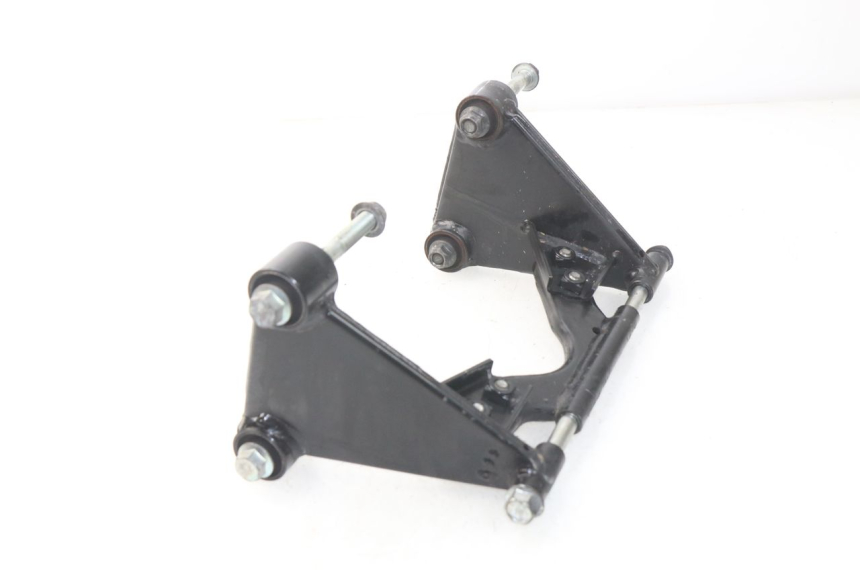 photo de ENGINE MOUNT YAMAHA YP X-MAX XMAX 400 (2014 - 2017)