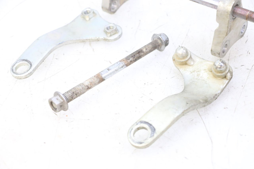 photo de ENGINE MOUNT YAMAHA YZF YZ-F 450 (2014 - 2016)
