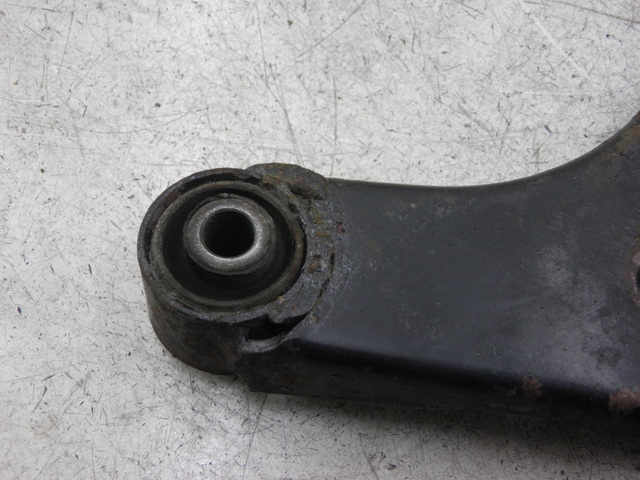 photo de EXHAUST MOUNT APRILIA LEONARDO 125 (1999 - 2001)