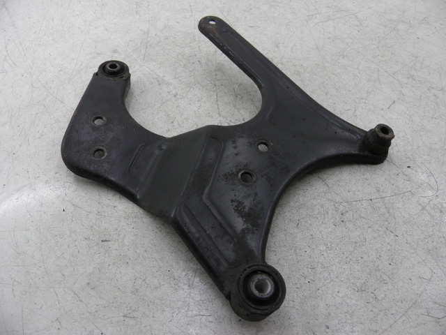 photo de EXHAUST MOUNT APRILIA LEONARDO 125 (1999 - 2001)