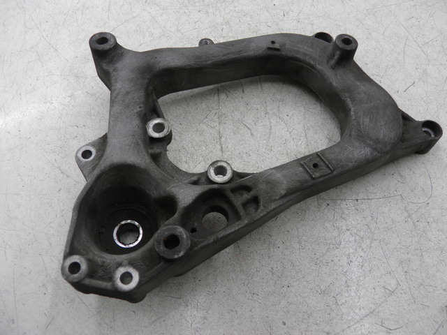 photo de EXHAUST MOUNT PIAGGIO MP3 LT 300 (2010 - 2016)