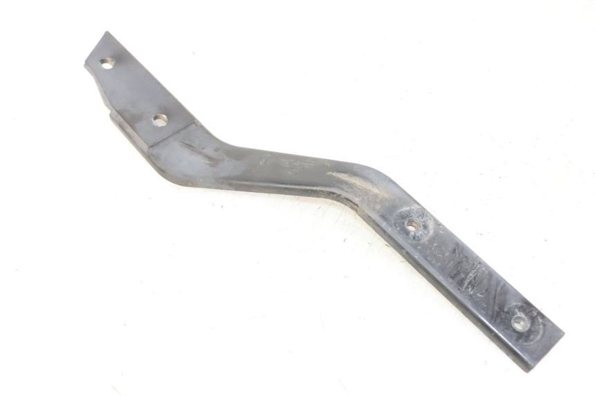 photo de EXHAUST MOUNT HYOSUNG GV AQUILA 125 (2000 - 2004)