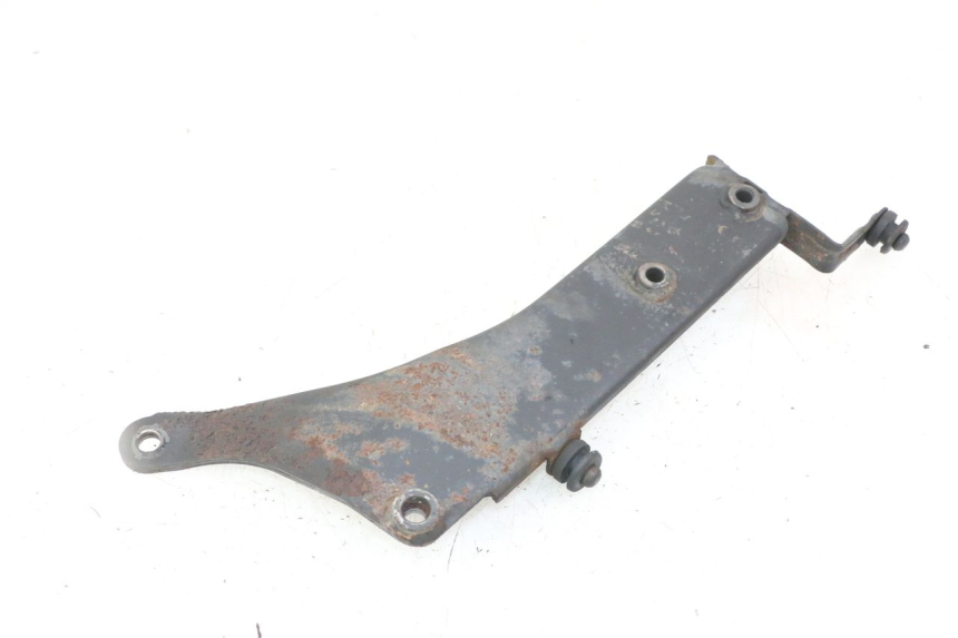 photo de EXHAUST MOUNT DAELIM BESBI 125 (2007 - 2008)
