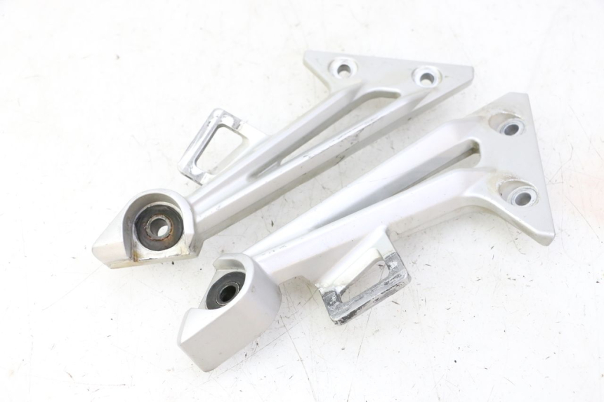 photo de EXHAUST MOUNT YAMAHA FJR ABS 1300 (2006 - 2012)