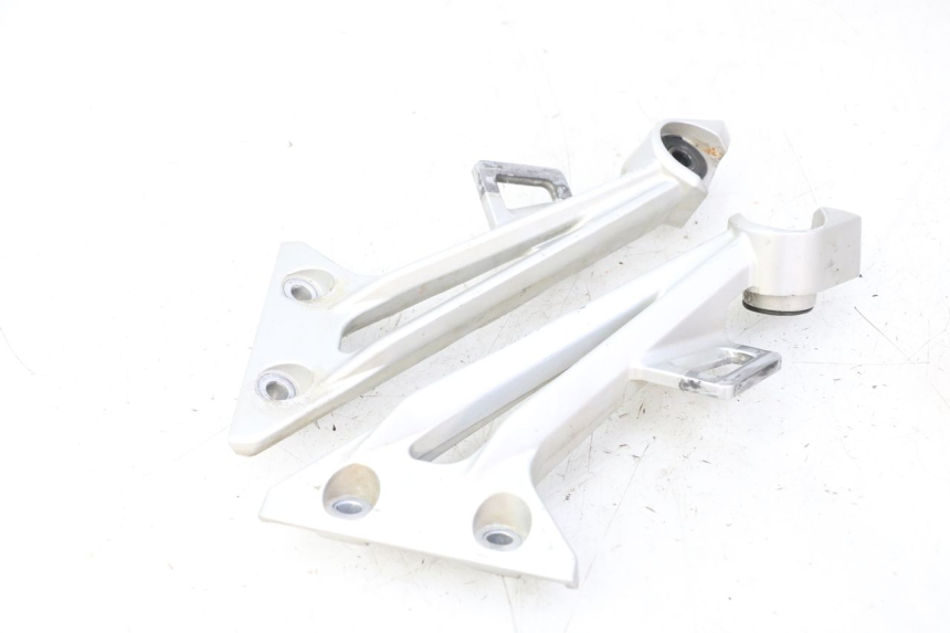 photo de EXHAUST MOUNT YAMAHA FJR ABS 1300 (2006 - 2012)