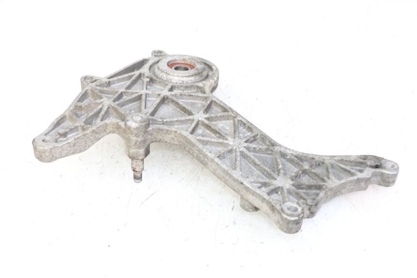 photo de EXHAUST MOUNT GILERA NEXUS 300 (2008 - 2013)