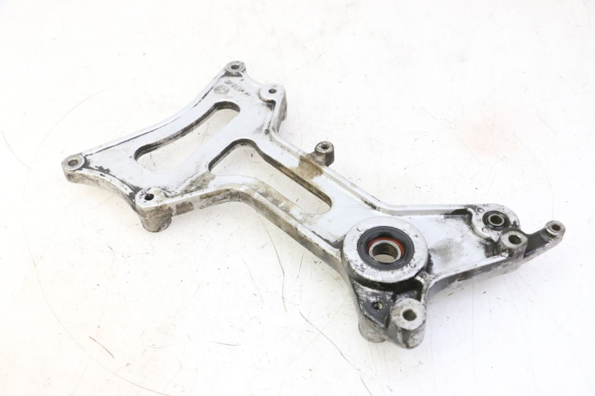 photo de EXHAUST MOUNT KYMCO GRAND DINK 125 (2002 - 2007)