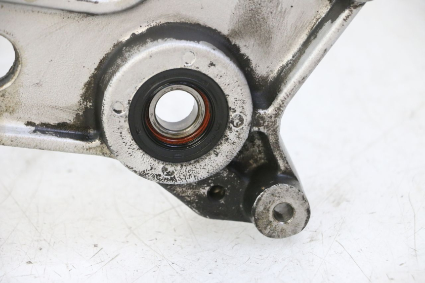 photo de EXHAUST MOUNT KYMCO GRAND DINK 125 (2002 - 2007)