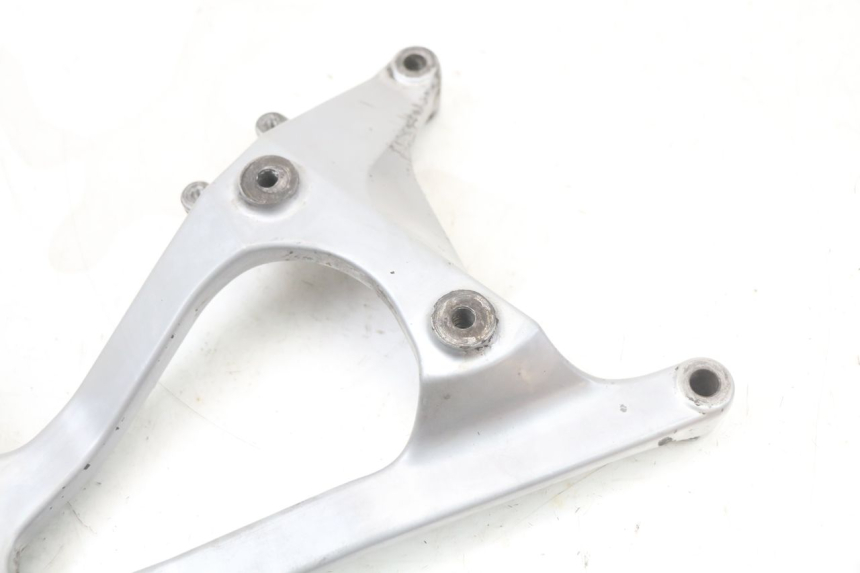 photo de EXHAUST MOUNT HONDA NES AROBASE 125 (2000 - 2003)