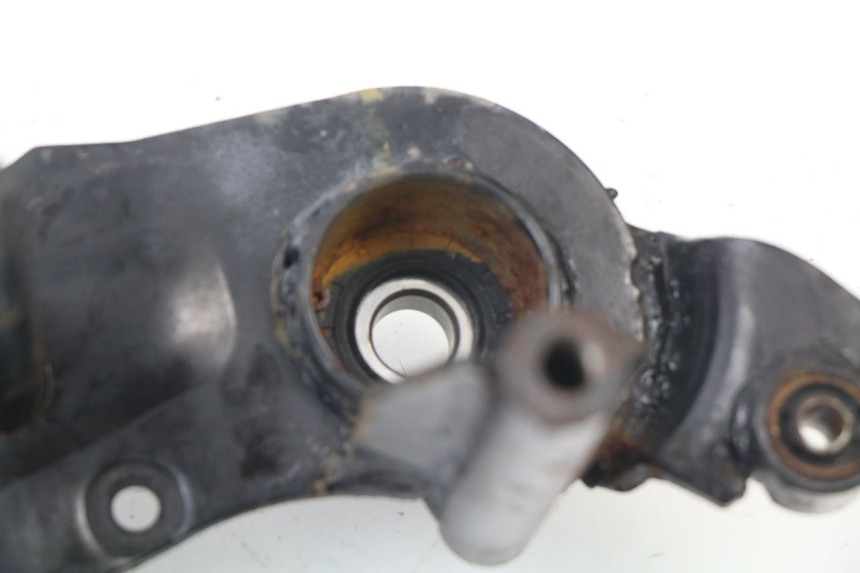 photo de EXHAUST MOUNT JONWAY JS 120 125 (2008 - 2012)